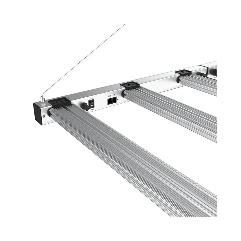 LAZERLITE PRO 720W LED 2,75 µmol/J (mit integriertem Vorschaltgerät) Lazerlite