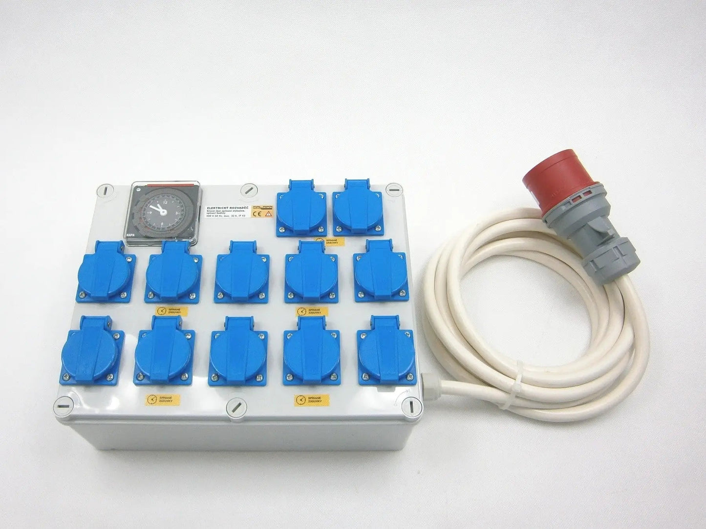 Malapa distribution board 8+2 (400V) controlled by KL04 timer Malapa
