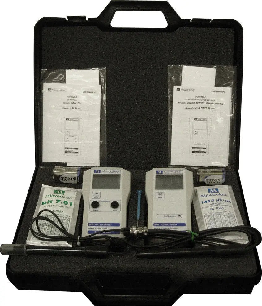 Milwaukee EC MW302 and pH MW100 set in a case MW710 Milwaukee