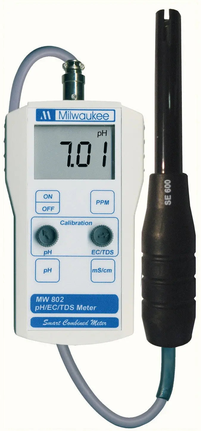 Milwaukee MW802, EC a pH meter combo Milwaukee